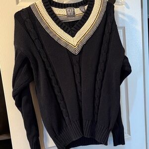 GAP Women's Navy V-Neck Sweater with Cable Knit